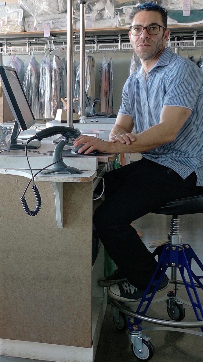 Gino Lang, Founder